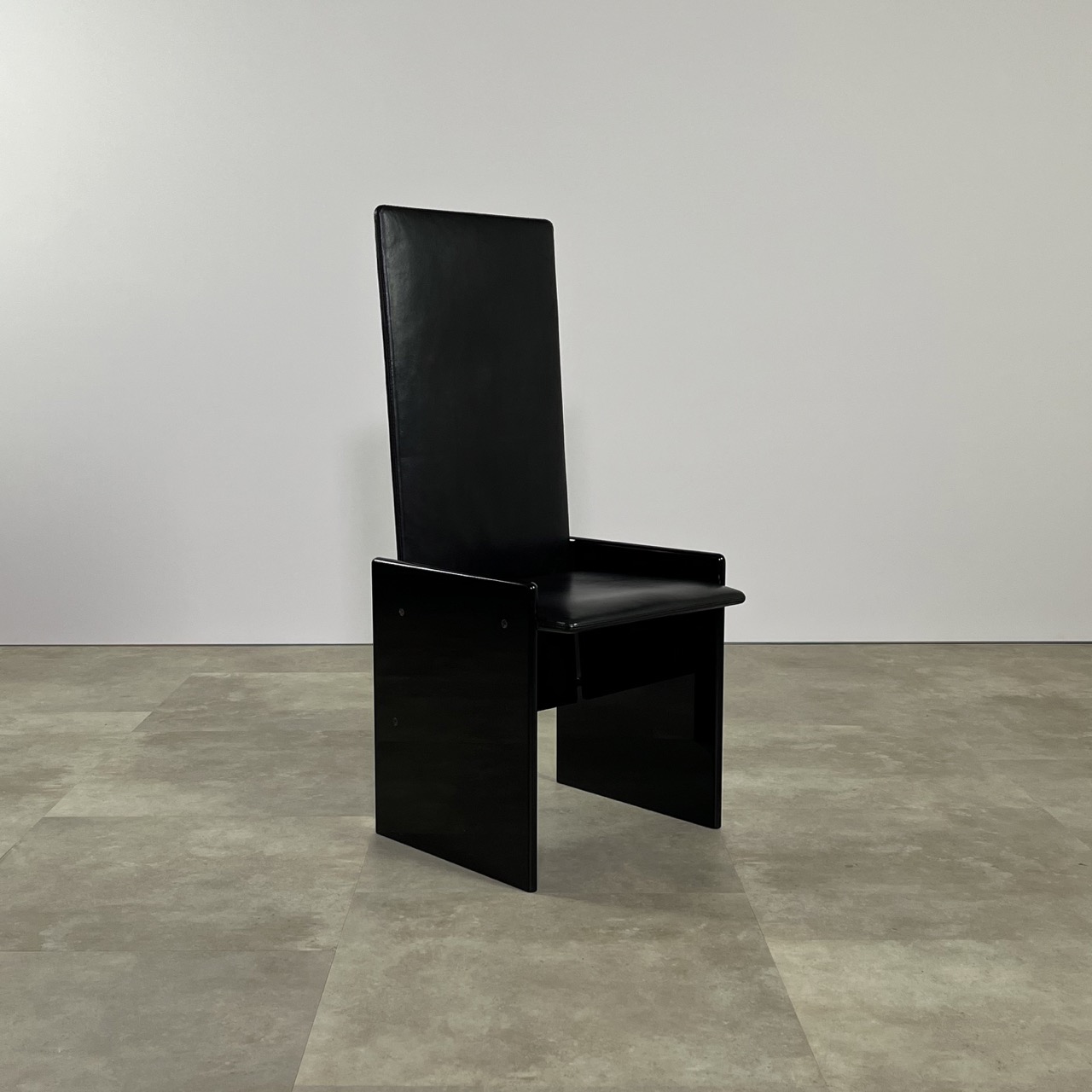 椅子 Minimalist Kazuki Chair /simon Minimalist Kazuki Chair /simon